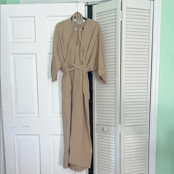 ZARA SRPLS size XS-S: Tan Wrap Dress: never worn - Picture 1 of 9